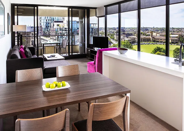 Mercure Melbourne St Kilda Road