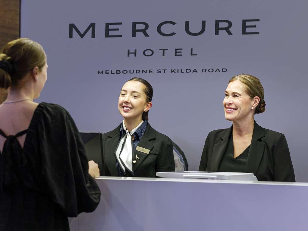 Mercure St Kilda Road Aparthotel Melbourne